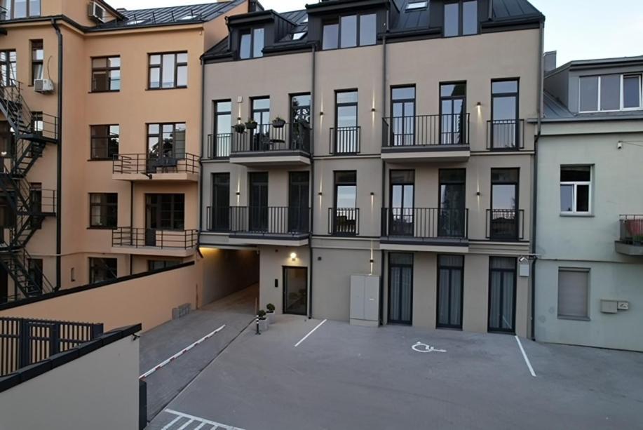 Old Town - Bajor Studios - Self Check-In And Parking Kaunas Exterior foto